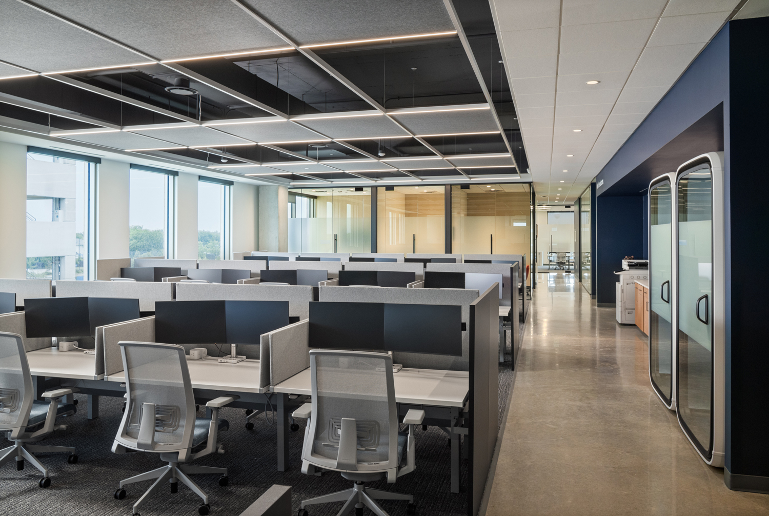 AL Tech Office Kristian Alveo Lowres 2