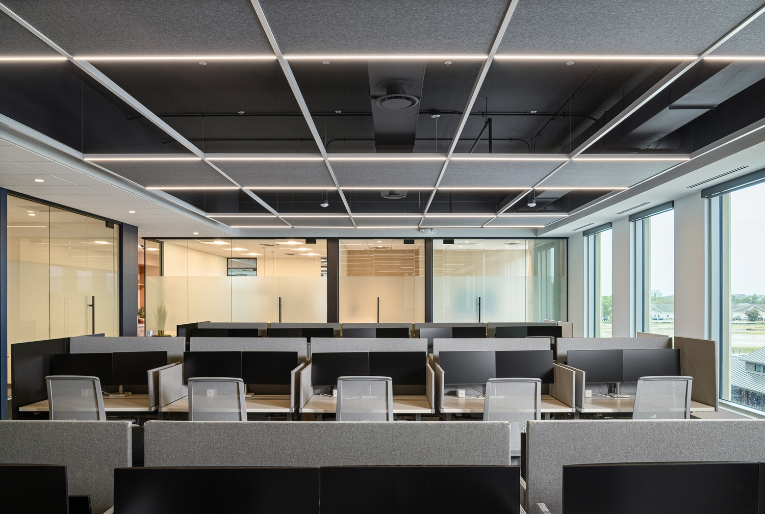 AL Tech Office Kristian Alveo Lowres 3
