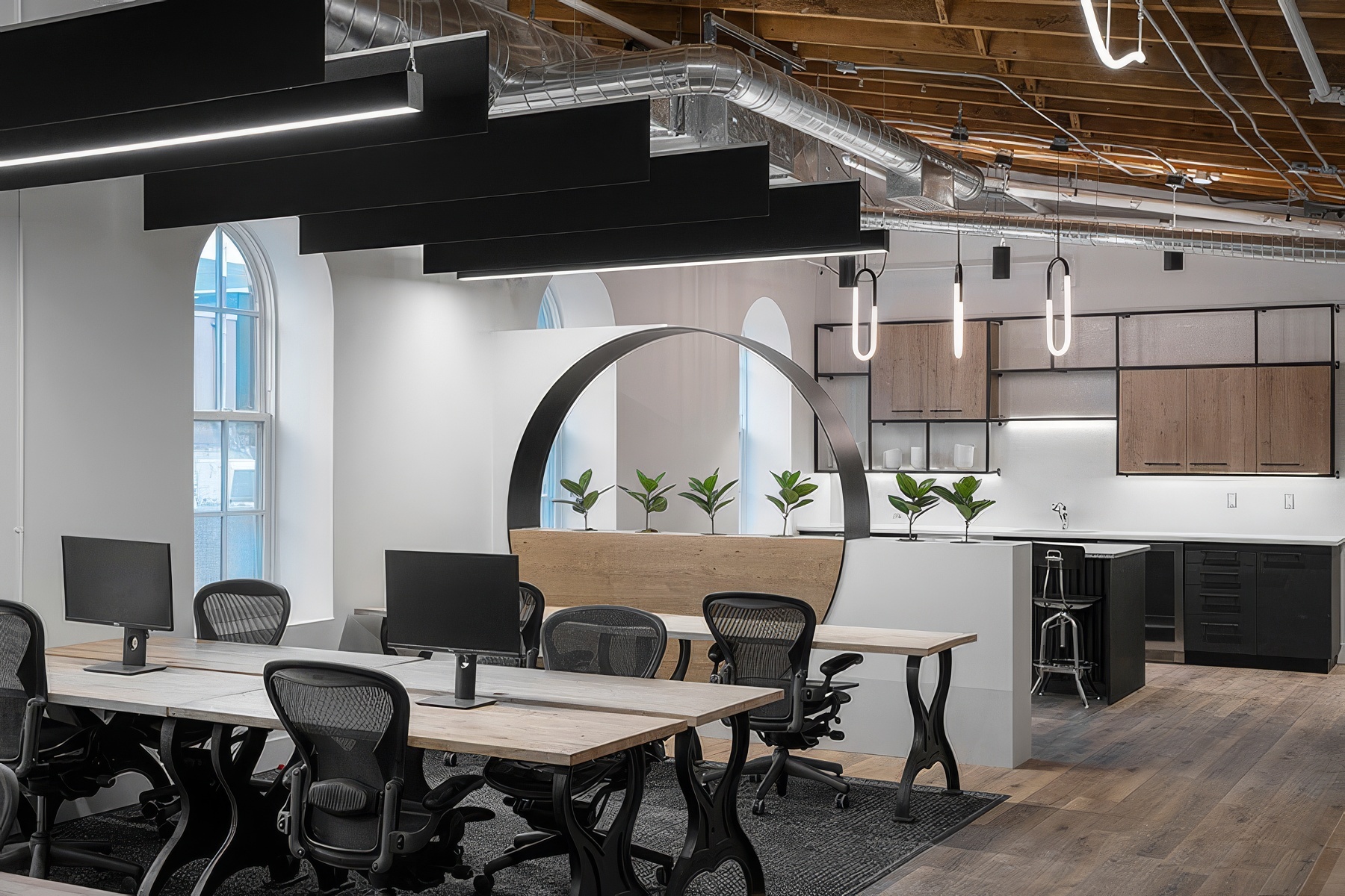 Beam 2 photo pendant black VIDYARD Project web