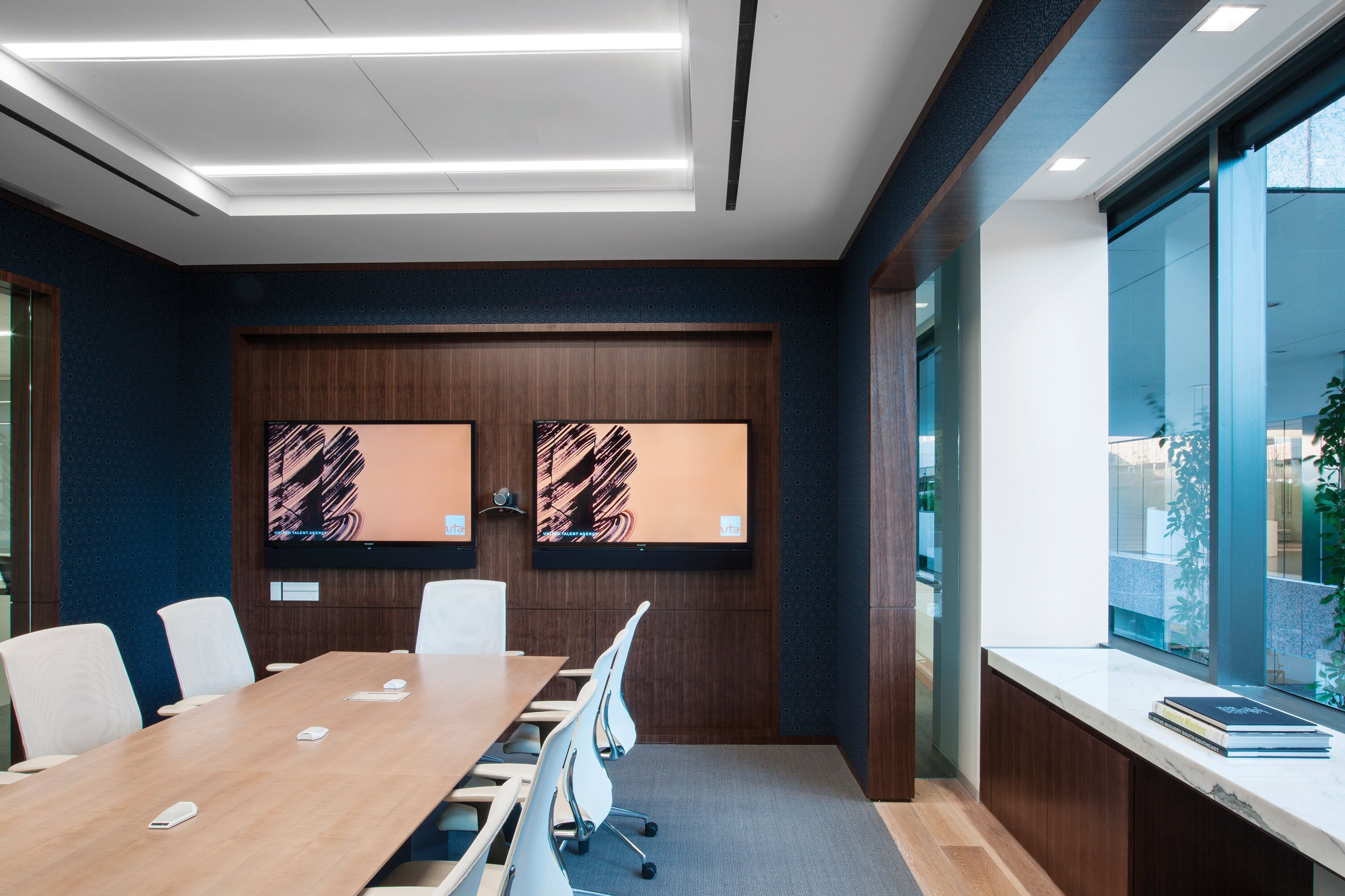 Beam3 photo recessed United Talent Agency UTA 08 HR