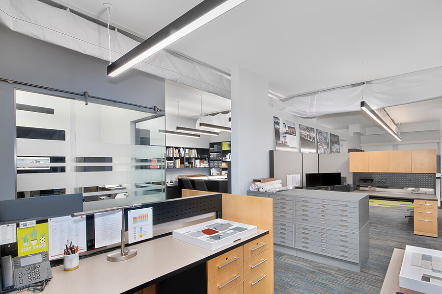 Beam3 linear photo pendant black JMDG Architecture Naples FL 02 web
